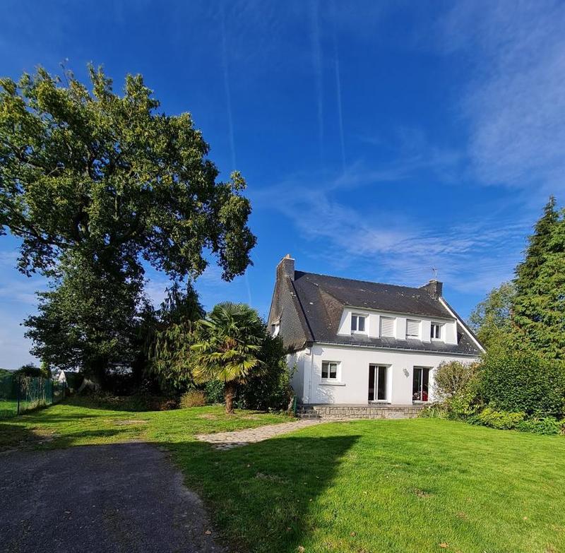 Maison - 170 m² - 7 pièces