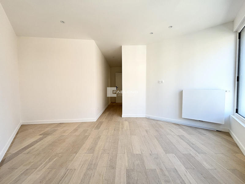 Maison - 213 m² - 5 pièces