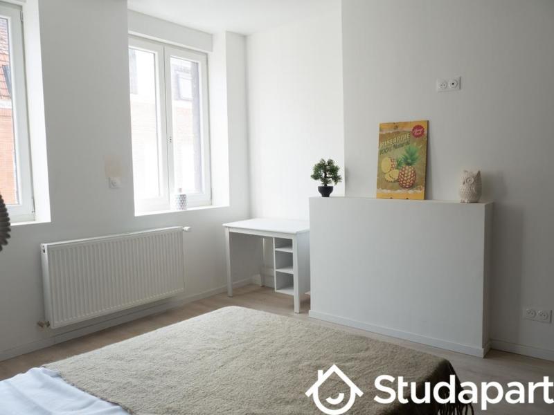 Chambre - 13 m² - 1 pièce