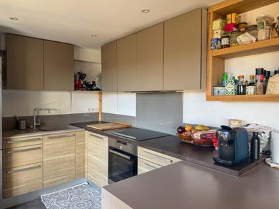 Appartement - 92 m² - 3 pièces