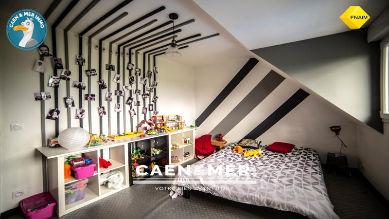 Villa - 210 m² - 8 pièces