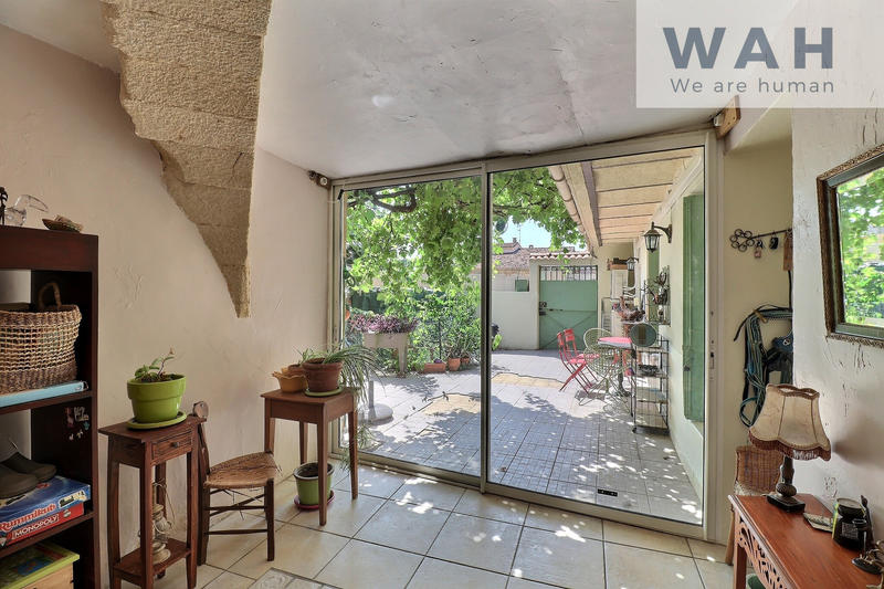 Maison - 263 m² - 7 pièces