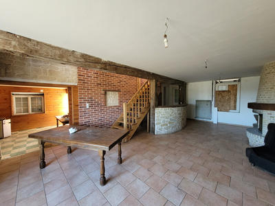 Maison - 150 m² - 4 pièces