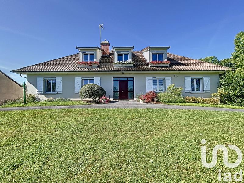 Maison - 265 m² - 8 pièces