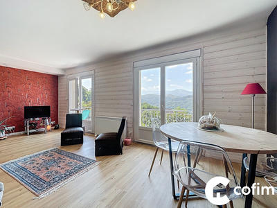 Maison - 185 m² - 6 pièces