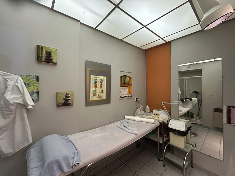 Fonds de commerce - Local commercial - 50 m²