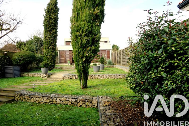 Maison de maîtres - 210 m² - 6 pièces