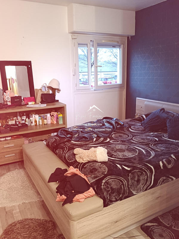 Appartement - 82 m² - 5 pièces