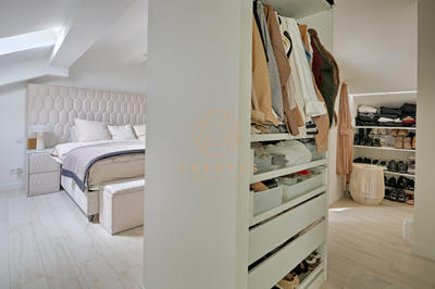 Appartement - 99 m² - 5 pièces