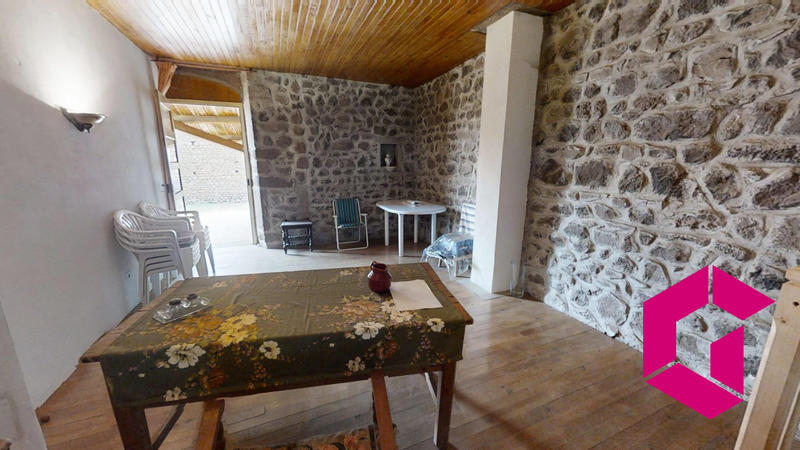 Maison - 180 m² - 7 pièces