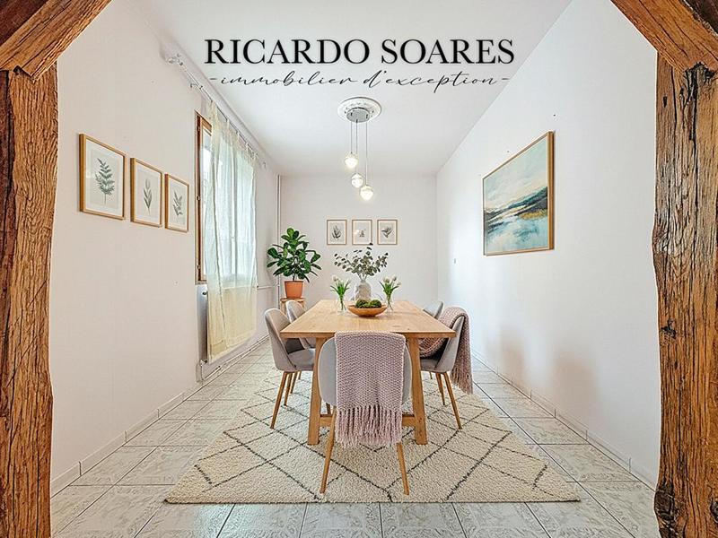 Maison - 160 m² - 7 pièces