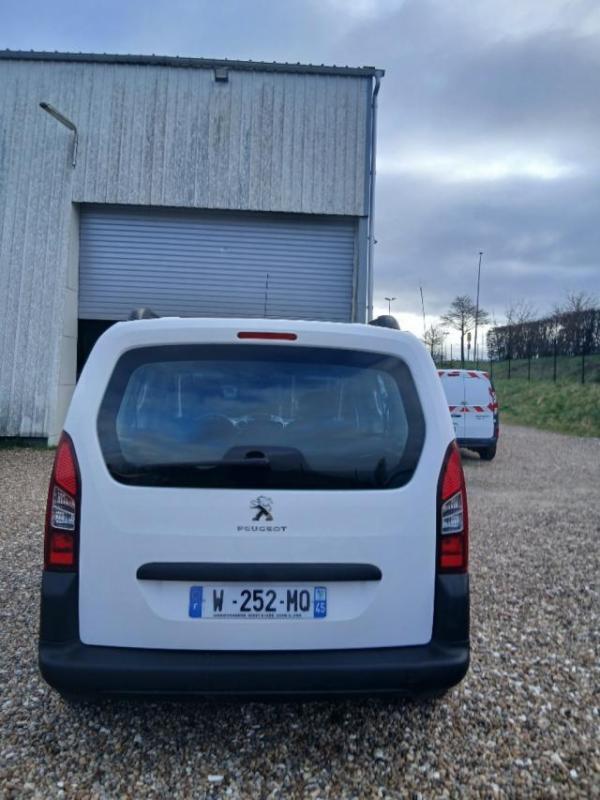 Peugeot Partner Tepee 1.6 BlueHDi 120ch s&amp;S Bvm6 Outdoor