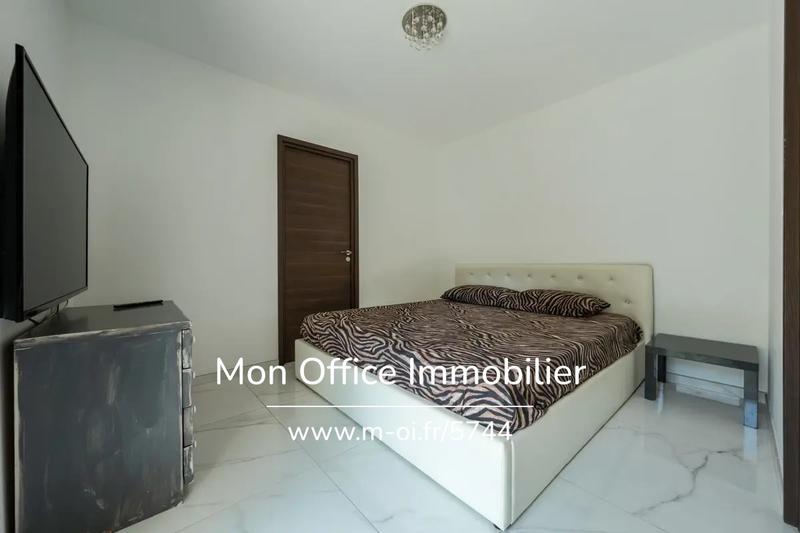 Villa - 138 m² - 5 pièces