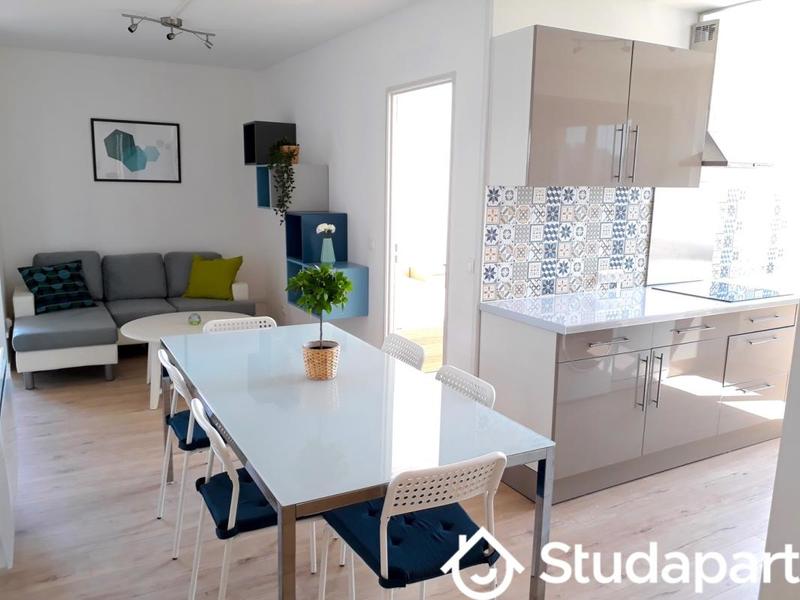 Chambre - 13 m² - 1 pièce