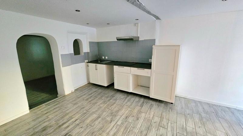 Maison - 160 m² - 8 pièces