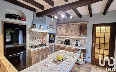 Maison de ville - 202 m² - 7 pièces