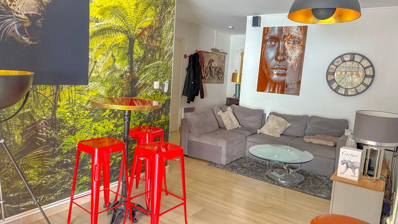 Appartement - 81 m² - 3 pièces