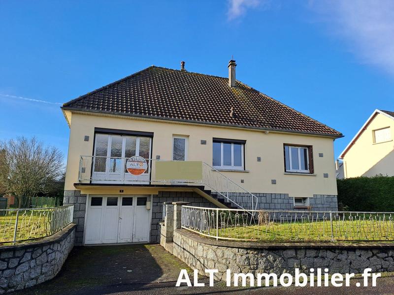 Maison - 93 m² - 4 pièces