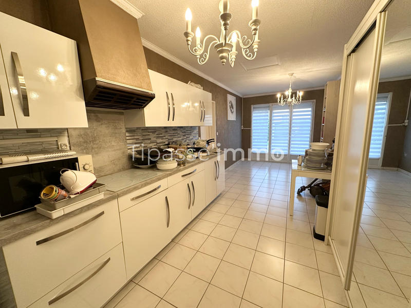 Maison - 96 m² - 4 pièces