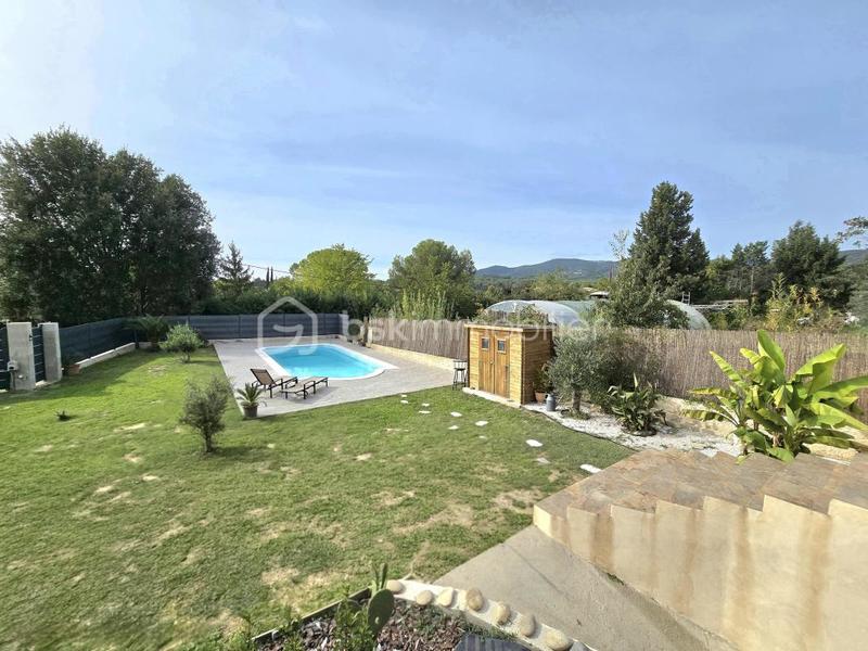 Propriété - 140 m² - 6 pièces