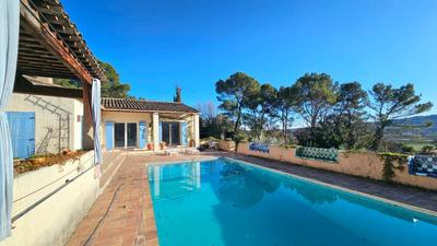 Villa - 225 m² - 7 pièces