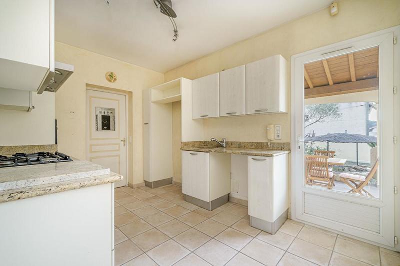 Maison - 200 m² - 6 pièces