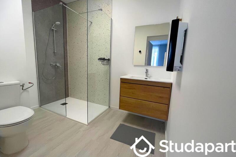 Chambre - 15 m² - 1 pièce