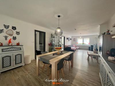 Maison - 143 m² - 6 pièces