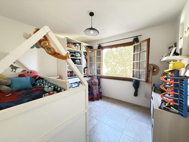 Maison - 96 m² - 4 pièces