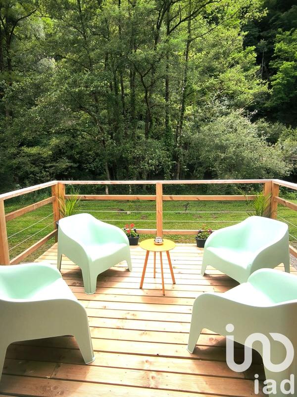 Maison - 442 m² - 10 pièces