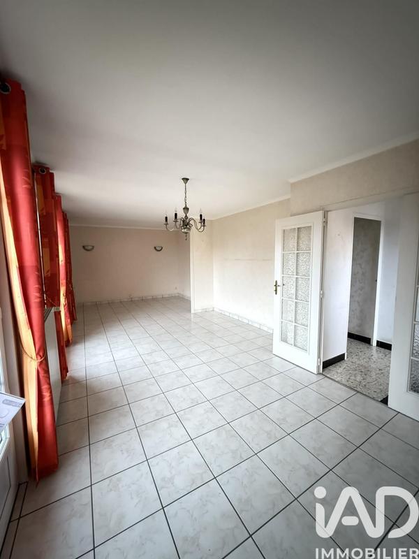 Maison - 98 m² - 6 pièces