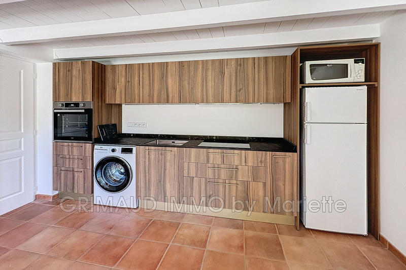 Maison - 180 m² - 5 pièces