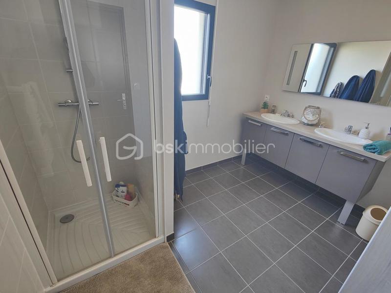 Maison - 152 m² - 6 pièces