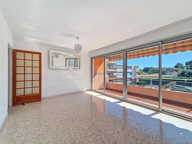 Appartement - 86 m² - 4 pièces