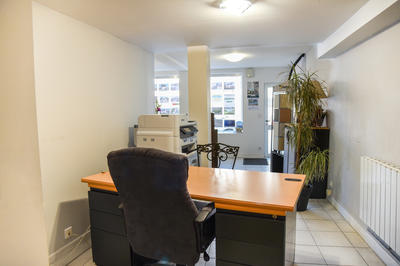 Immeuble - 200 m² - 6 pièces