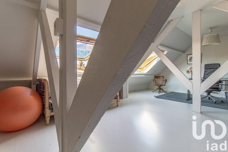 Maison de village - 147 m² - 9 pièces