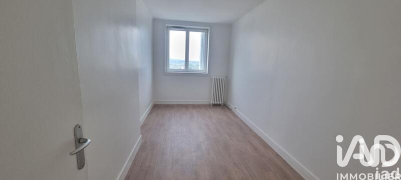 Appartement - 90 m² - 5 pièces