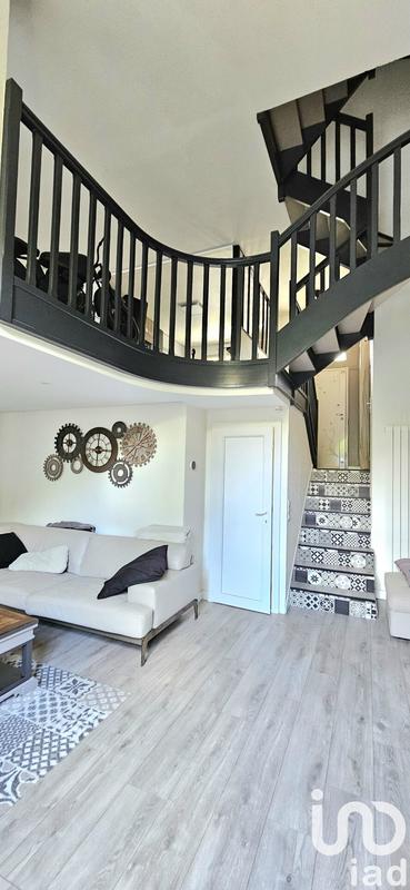 Maison - 113 m² - 6 pièces