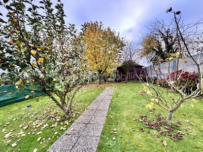 Maison de ville - 90 m² - 6 pièces