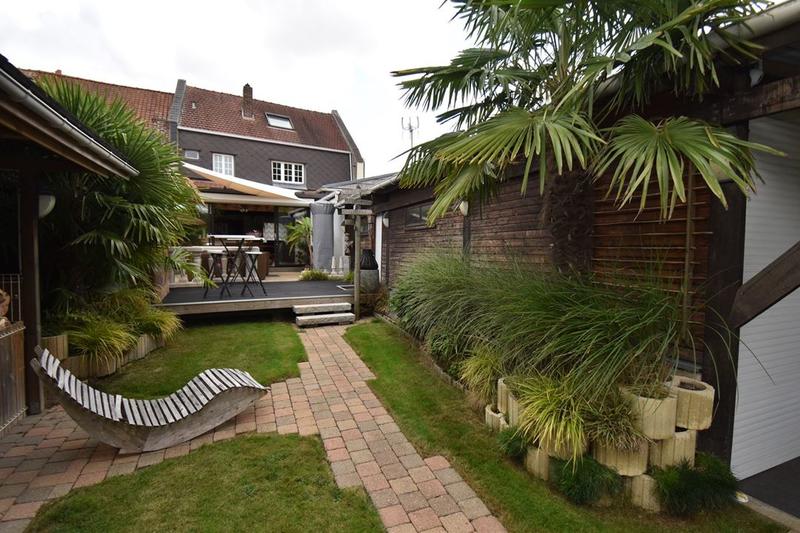 Maison de ville - 235 m² - 10 pièces