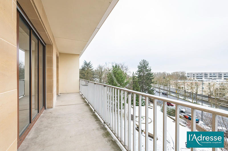 Appartement - 92 m² - 4 pièces