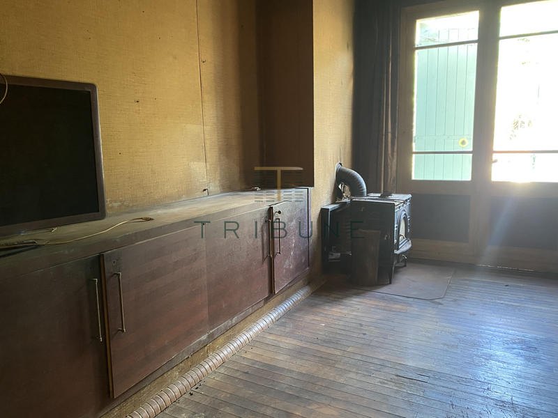 Maison - 253 m² - 8 pièces