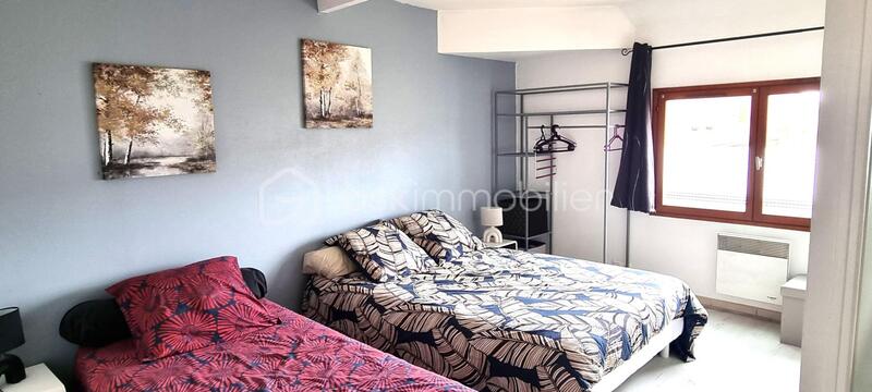 Immeuble - 245 m² - 10 pièces