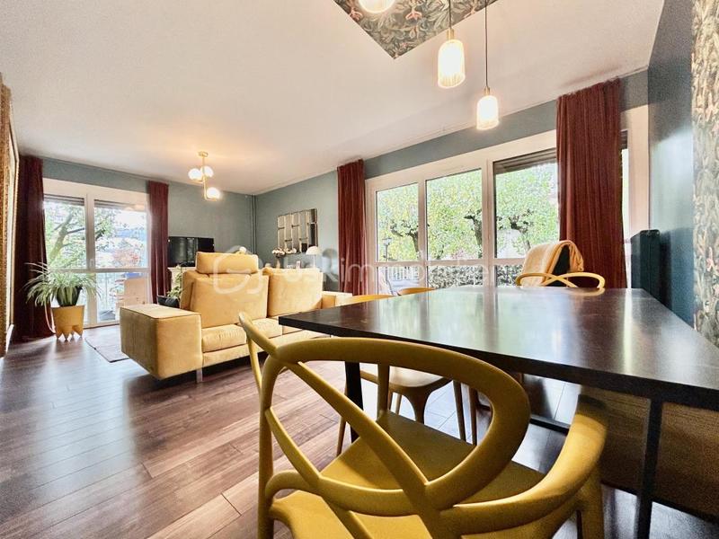 Appartement - 73 m² - 3 pièces