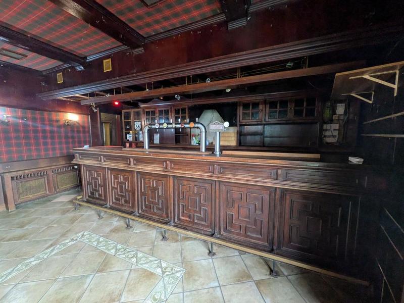 Maison - 180 m² - 3 pièces