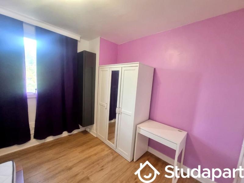 Chambre - 12 m² - 1 pièce