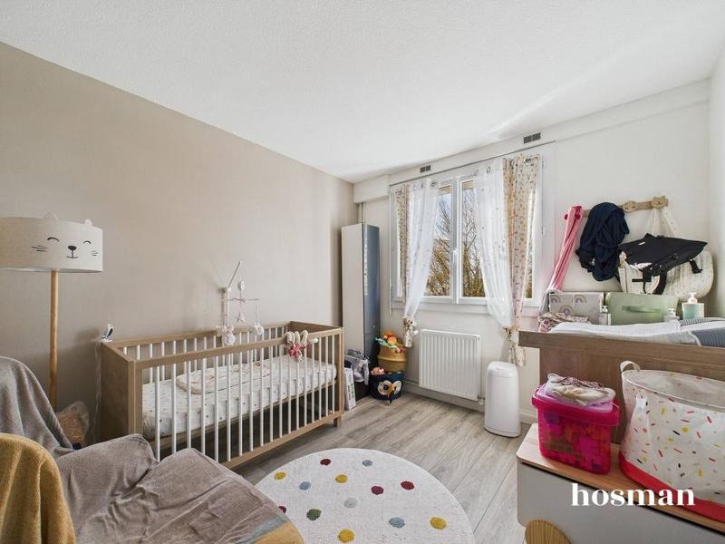 Appartement - 80 m² - 4 pièces