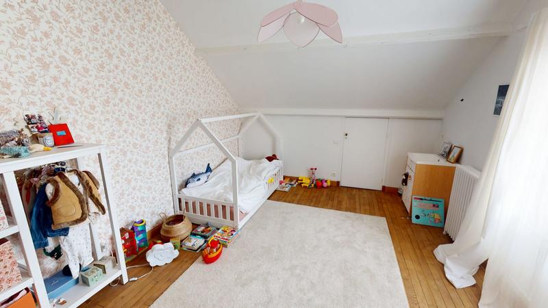 Maison ancienne - 171 m² - 6 pièces