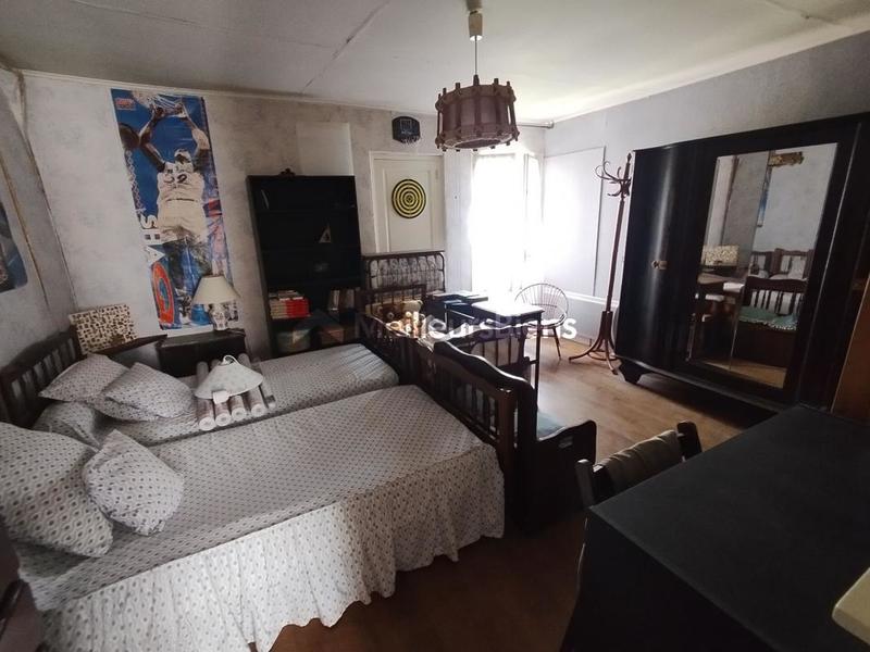 Maison - 97 m² - 4 pièces