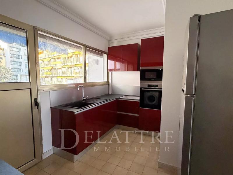 Appartement - 95 m² - 3 pièces